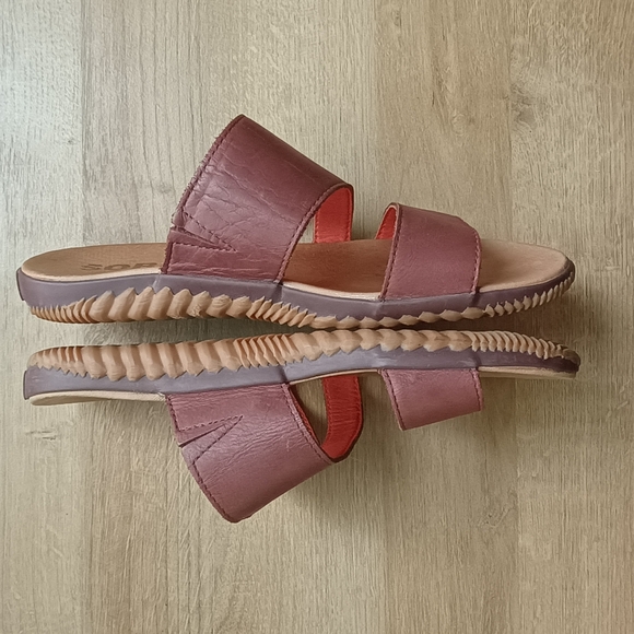 Sorel Out N About Plus Elderberry Women Brown Slide Sandals Size 9.5 Leather - Picture 3 of 13